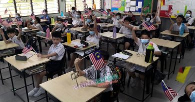 【今日森美兰头条】疫情下一切求简  今年国庆不一样