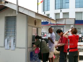 商家一旦霸占泊车位 将被罚款