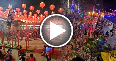 打卡最热点  芙蓉神庙新年人潮旺