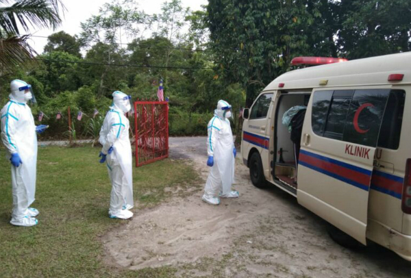 林茂10月27日再传出4名来自林茂拿督哈芝阿南酋长国中的学生确诊染疫。