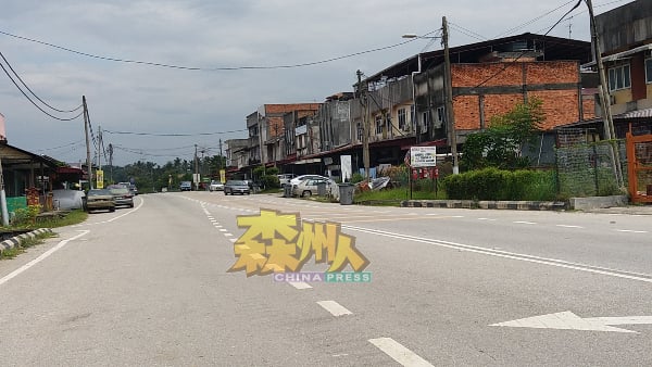 瓜拉沙花街上有居民确诊，使到居民人心惶惶，当局决定免费为居民检测新冠肺炎。