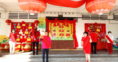 设海南人“做年”习俗布景 三民华小线上传送喜庆气氛予师生