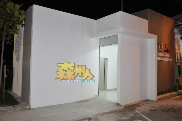 耗资近9万令吉，设计摩登的芙蓉文化街公共厕所于周六晚上正式启用。