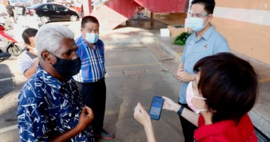 ◤复苏计划◢没智能手机及MySejahtera 长者投诉不获进巴刹