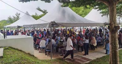 ◤复苏计划◢疫苗接种中心人挤人怕怕！ 民众担心爆感染群