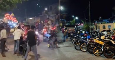 出现“F*** Y**” “#MERDEKA”字眼 民众违例改装车牌被捕