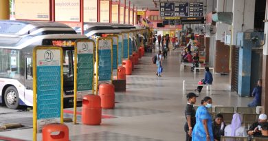 【森州人头条】允许跨州后 巴士站重现搭客潮