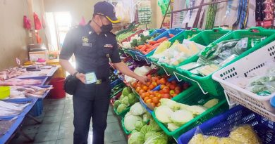 商家菜价乱乱来 森贸消局发17警告信