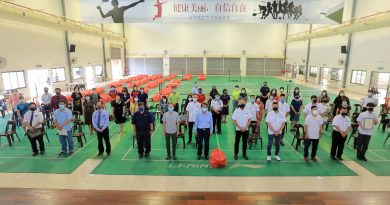 善心组织献爱心 森65学校获700食物篮