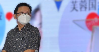 学生须了解自身强项 李兆祥：勿追逐金钱游戏