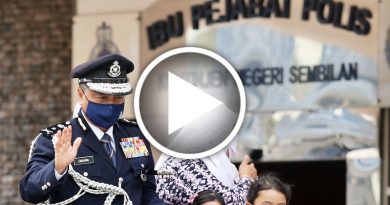 服务警队39年 森副总警长仄查卡里亚荣休