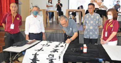 让各族文化百花齐放 周世扬建议办州际文化节