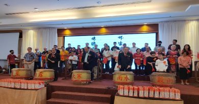 启文校友会65年会庆 各地老学生都来了！