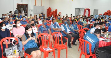 亚沙国席辩论会1对1举行 约百人到场听政见