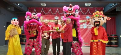 逾千民众响应参与 淡边民行新春团拜好热闹