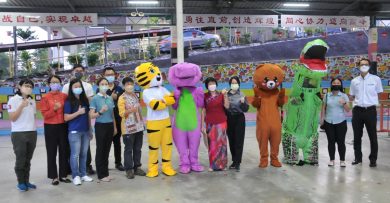 乐器 吉祥物 助兴 学校出尽法宝让开学日热起来