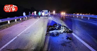 摩哆撞车后再被2车辗压 少年骑士当场伤重毙命