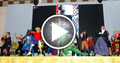 加拉宾华小师生角色扮演 卡通动漫角色庆儿童节