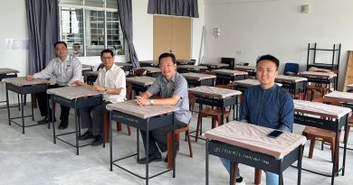 谢琪清移交4万拨款 为丘小添购200套桌椅