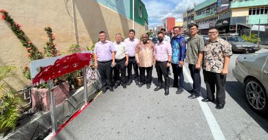森州人头条 ｜又一个曾敏兴医生路牌被泼漆 民行议员谴责干案者行为恶劣