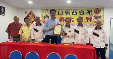 马中免签证政策 张聒翔：为人民提供便利