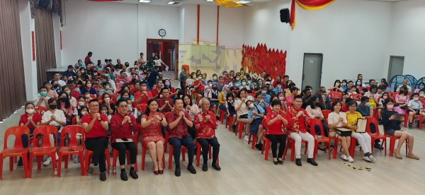 森华青创意“福”字新春活动，各族参赛者皆踊跃出席，十分昌明。