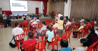 华研往“智库”方向发展 收集史料  供华社分享