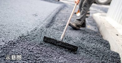 老千假意助铺路  收到定钱趁机溜