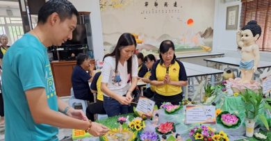 芙蓉佛光缘庆祝卫塞节与佛光日  信众欢喜浴佛抄经修持