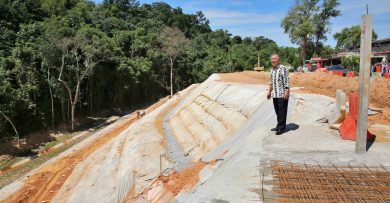 仅剩铺路  筑建排水沟 钻石花园维修工程将竣工