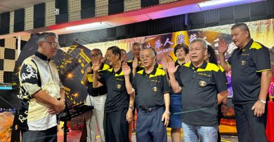 周世扬建议歌唱参赛者 到老人院展现歌艺 娱乐长者
