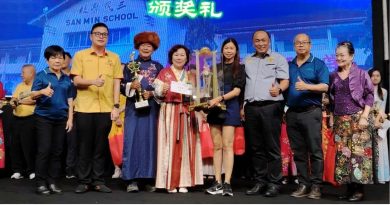 校友中外华语民歌歌唱赛 陈亚华“好汉歌”夺冠
