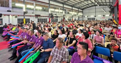 文丁中华小学恳亲会 改为索票 家长踊跃捧场