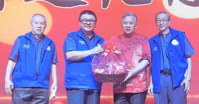 周世扬：为迈老龄国准备 政府应资助老人院