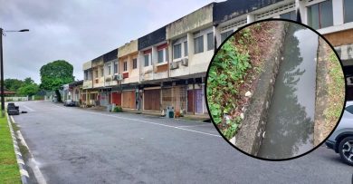 商店沟渠污水堵塞发臭　 商家促政府正视