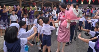 冯丽云校长荣休忆往事 曾翻山越岭赴偏乡执教
