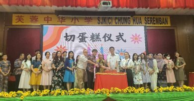 吴志伟：AI时代需与时俱进 教师是改革推手