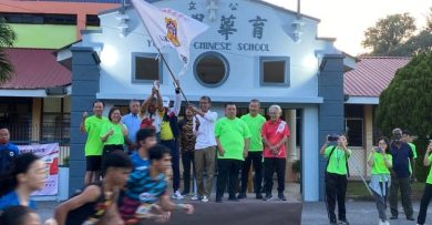 “奔跑吧！育华”越野赛跑 凝聚各族    跑出和谐