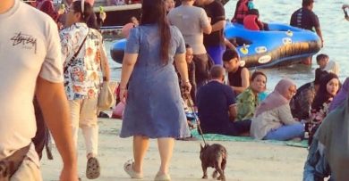 无视市议会禁令 波德申又见海边遛狗