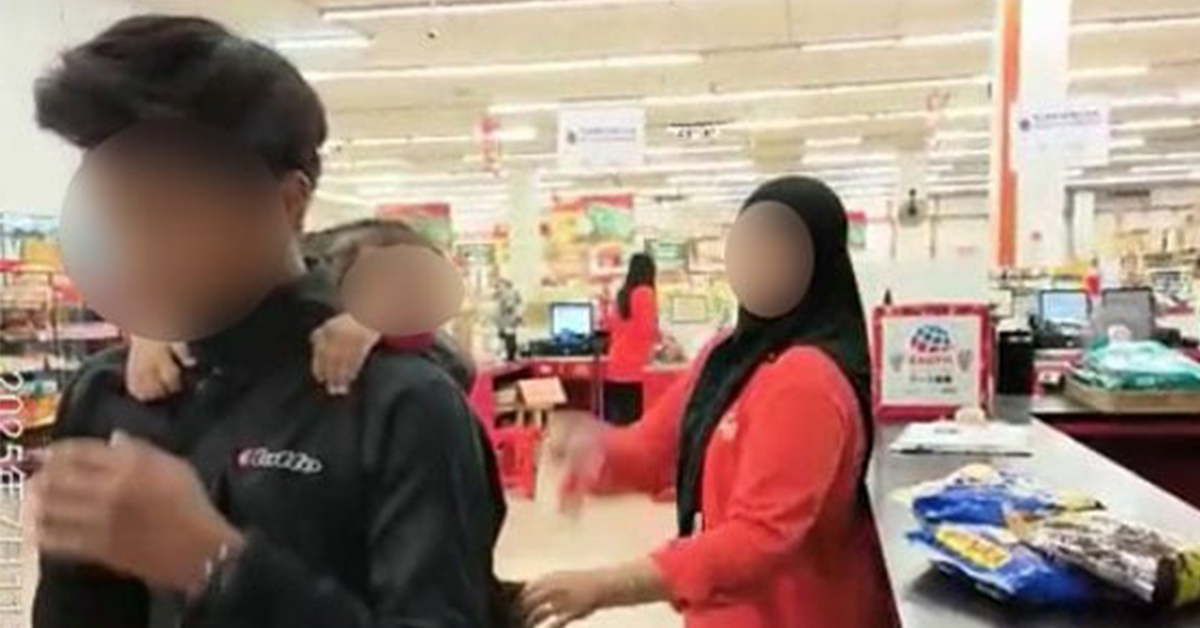 少年落网了 肩包搜出这“失窃赃物”