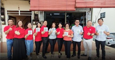 庄其祥遗爱马口启小 黄扬妹以丈夫名义捐10万助母校