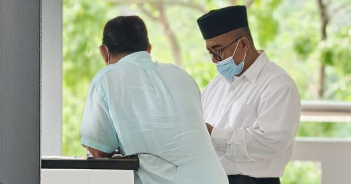 祈祷室非礼13岁女学生 宗教老师监7年 打2鞭